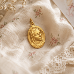 Médaille Vierge au regard...