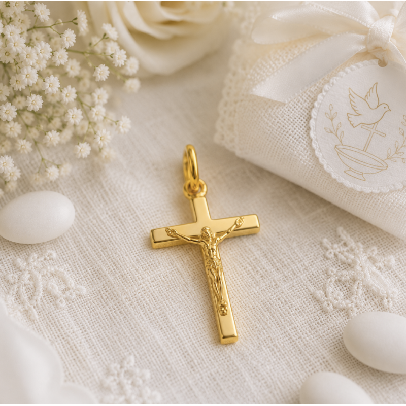 Pendentif Croix du calvaire (plaqué or)