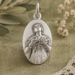 Médaille Vierge aux roses...