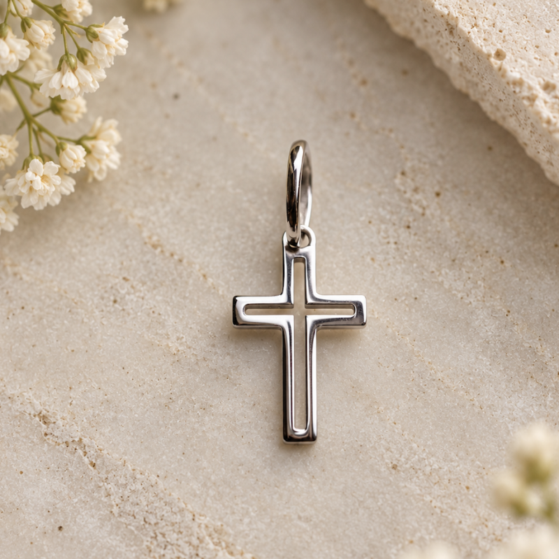Petite croix ajourée argent